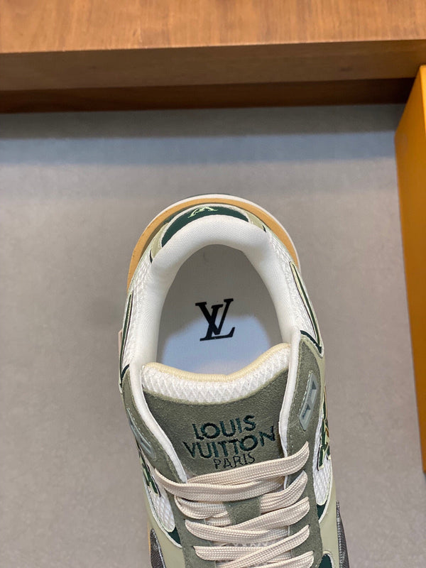 SCARPE DA GINNASTICA LV RUN WAY GRIGIO CHIARO