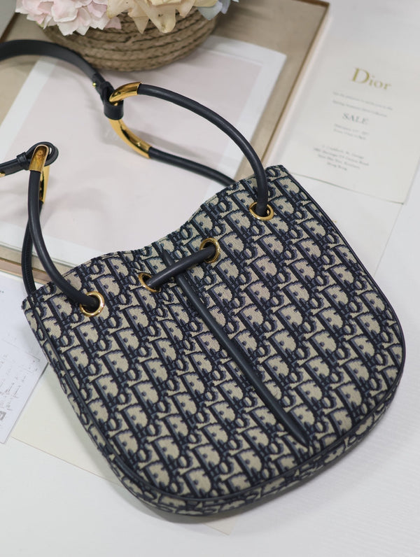 BORSA MINI 27 NOLITA IN JACQUARD OBLIQUO MONOGRAM BLU