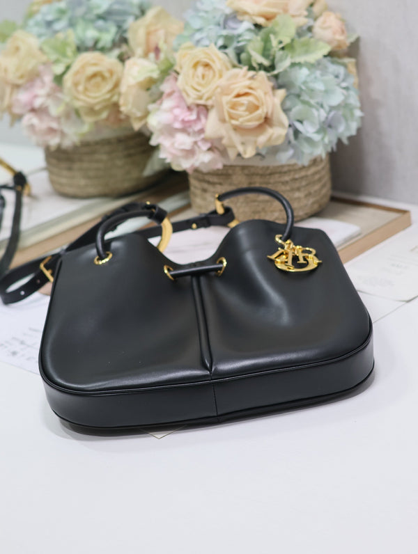 BORSA NOLITA MEDIA 34 IN PELLE DI VITELLO LISCIA NERA