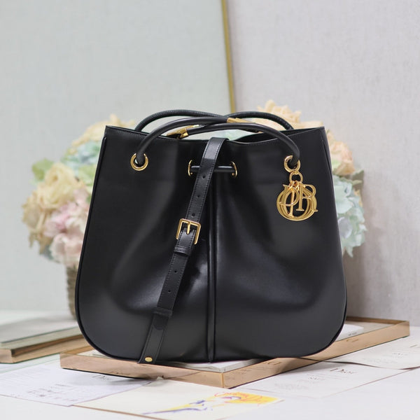 BORSA NOLITA MEDIA 34 IN PELLE DI VITELLO LISCIA NERA