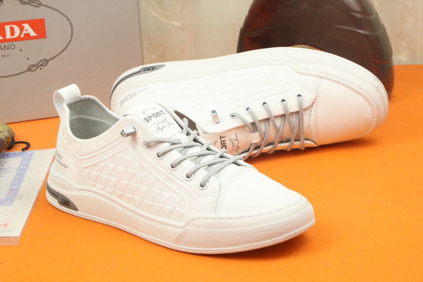 SNEAKER PRA IN PELLE DI VITELLO SCAMOSCIATA CARO BIANCO