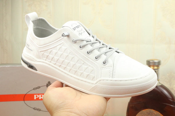 SNEAKER PRA IN PELLE DI VITELLO SCAMOSCIATA CARO BIANCO