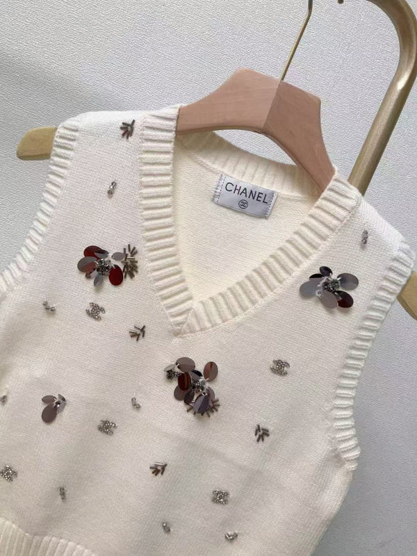 Gilet lavorato a maglia con scollo a V e paillettes a coste CC