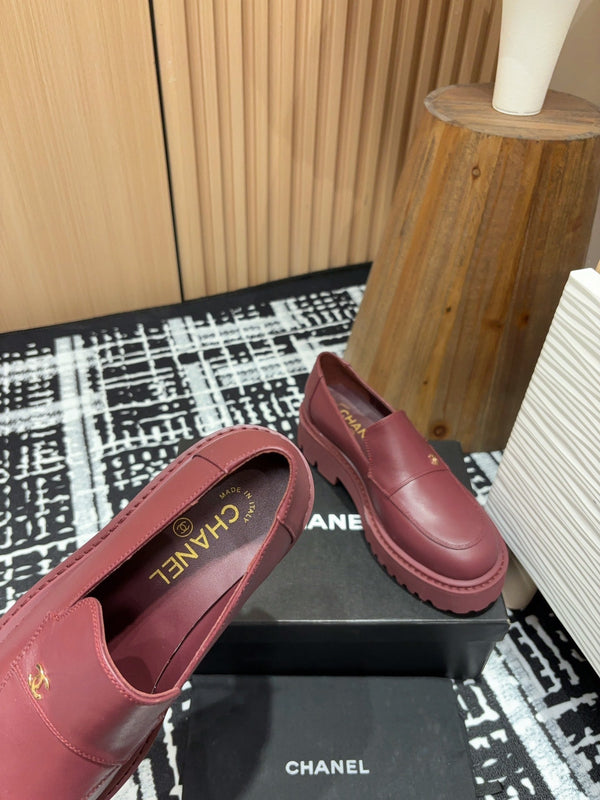 Mocassini CC in pelle di vitello rosso bordeaux