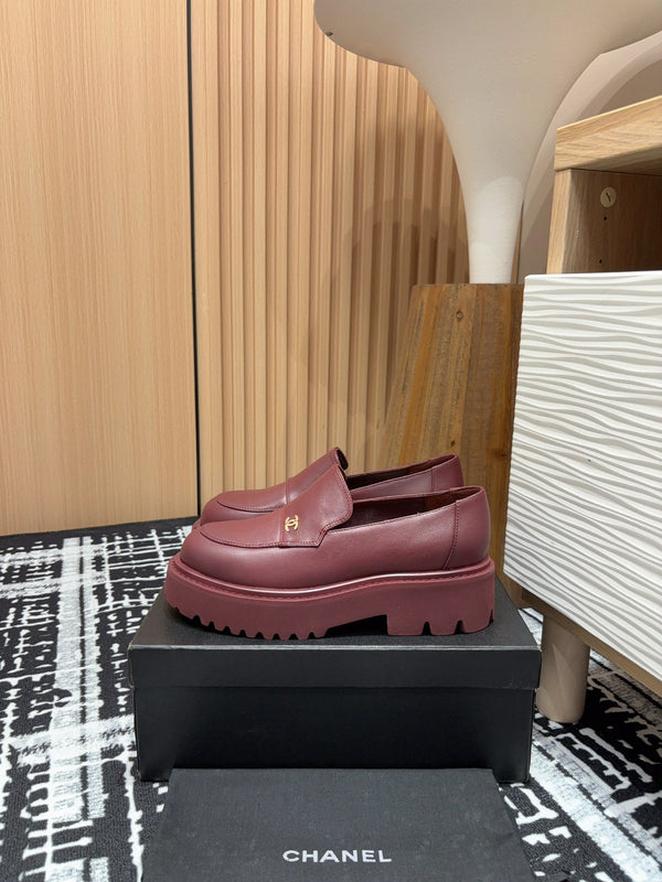 Mocassini CC in pelle di vitello rosso bordeaux