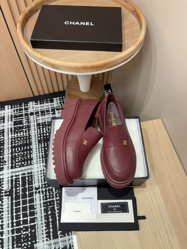 Mocassini CC in pelle di vitello rosso bordeaux