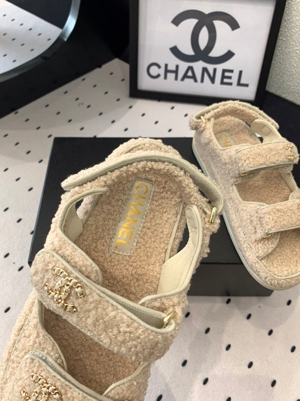 CC DAD SANDAL ECRU BEIGE PELLICCIA DI AGNELLO