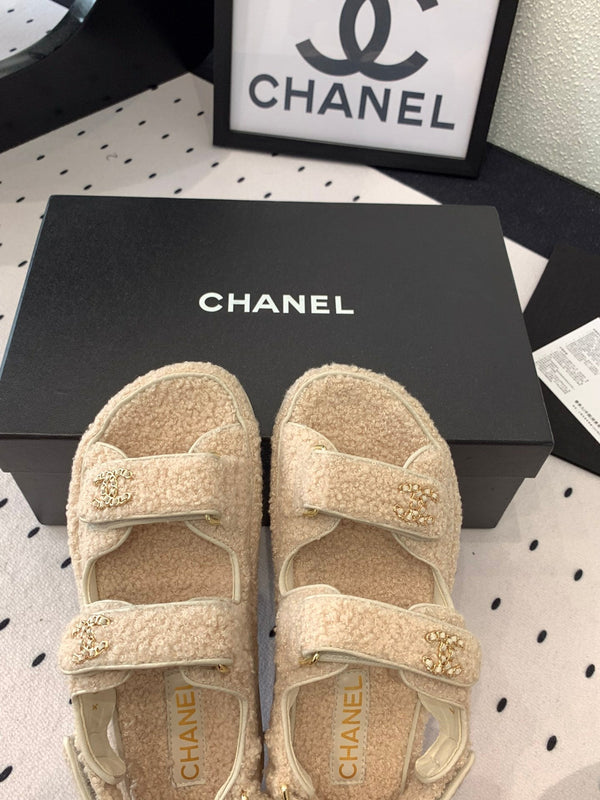 CC DAD SANDAL ECRU BEIGE PELLICCIA DI AGNELLO