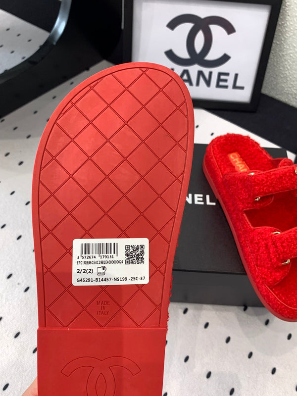 CC DAD SANDAL MULE IN PELLICCIA DI AGNELLO ROSSO CREMISANO