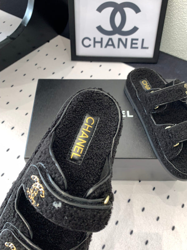 CC DAD SANDAL MULE IN PELLICCIA DI AGNELLO NERA