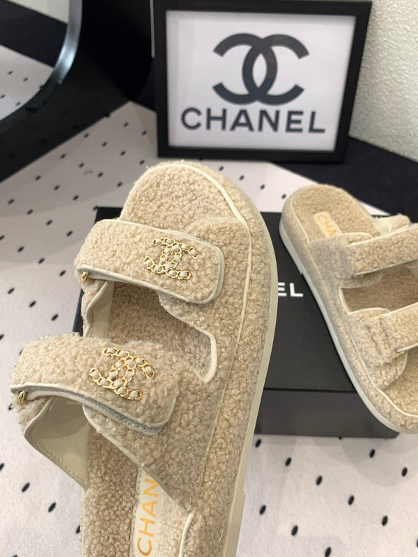 CC DAD SANDALO MULE IN PELLICCIA DI AGNELLO BEIGE ECRU
