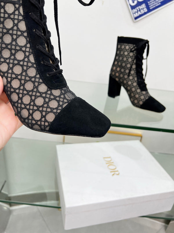 CD Naugtily-D Heeled Ankle Boot Black Fabric