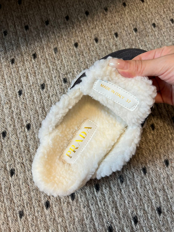 Pra Slippers Muted Gray Suede & Shearling 478564