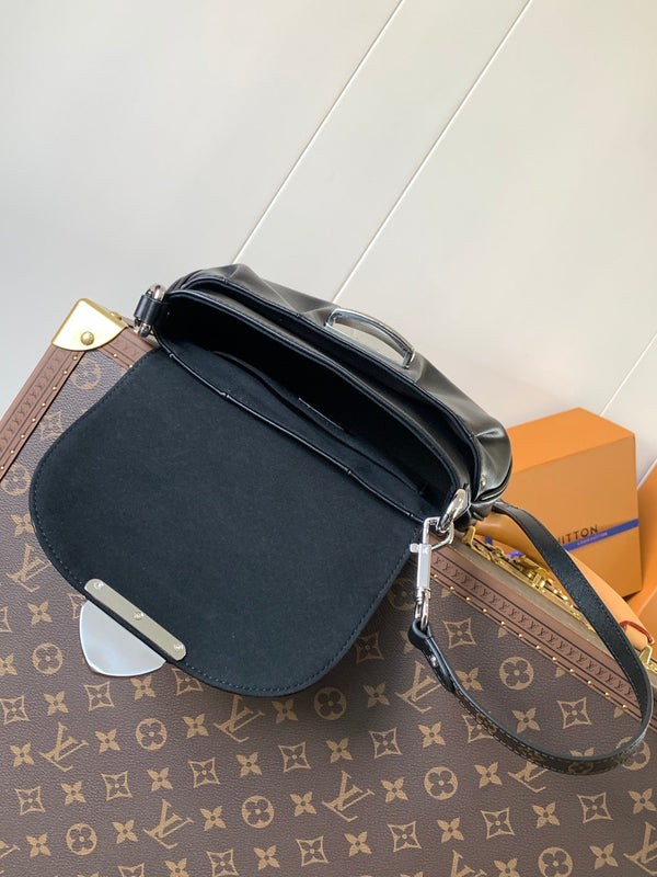 Borsa a mano LV Sunset Vibe in pelle di pecora nera 241290