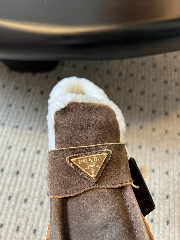 Prada 25s platform ankle boots brown suede and wool 538439