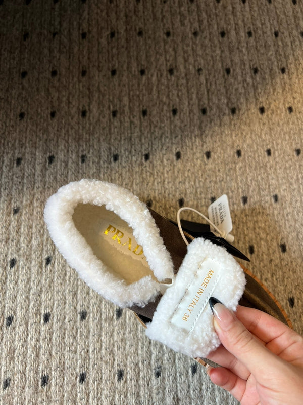 Prada 25s platform ankle boots brown suede and wool 538439