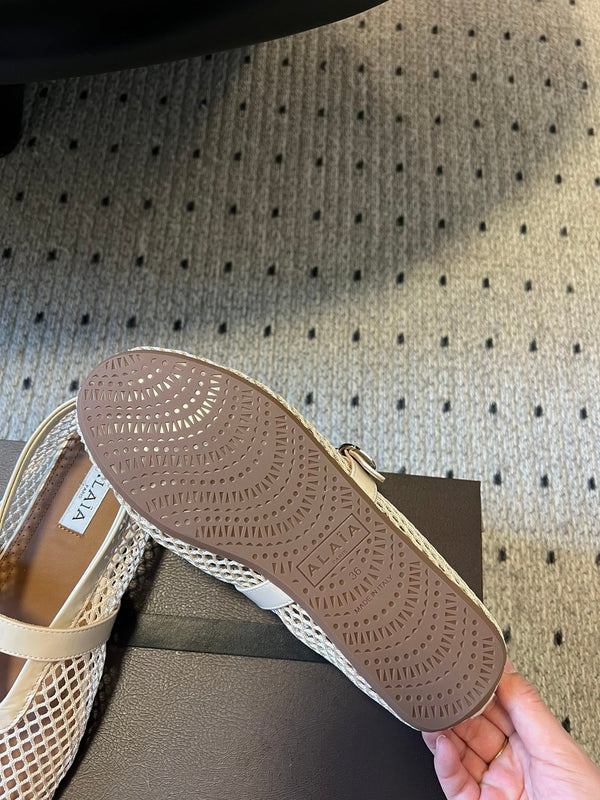 Alaia 25 Ballerina da donna in pelle di pecora color carne 303704