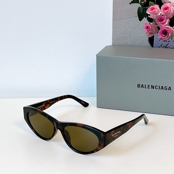 Balenciaga Sunglasses 654219