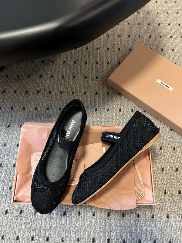 Miu 26s Ballerinas In Black Mesh Fabric With Bow