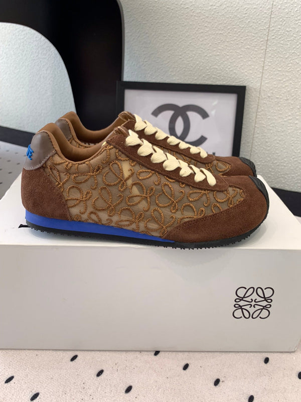 Sneaker Loewe 25 Runner in pelle scamosciata marrone