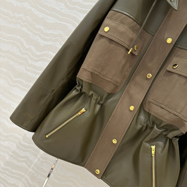Giacca con cappuccio Celine in pelle di agnello verde militare