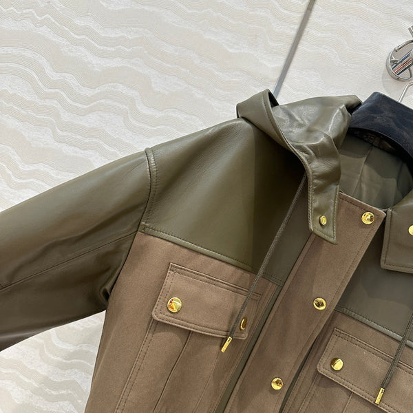 Giacca con cappuccio Celine in pelle di agnello verde militare