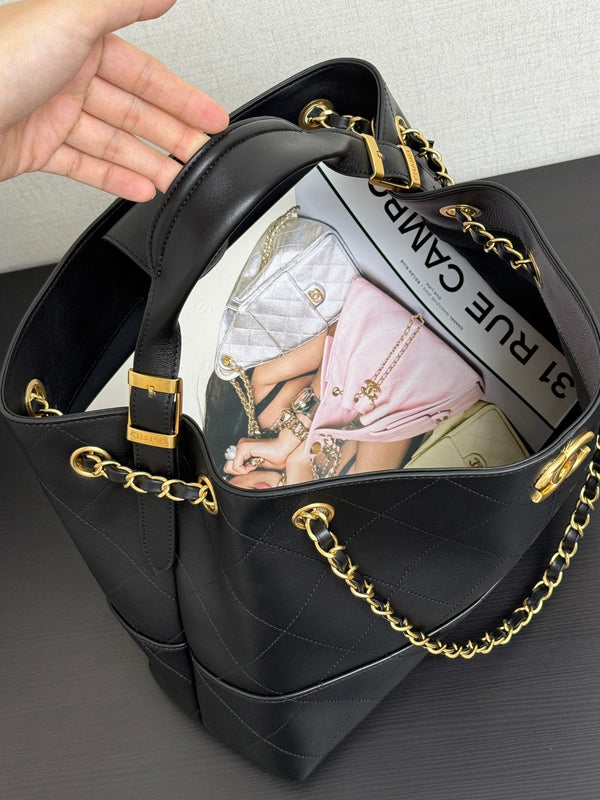 CC 25A Borsa piccola 36 cm in pelle di vitello nera