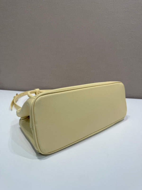 PRA New killer bag light beige calfskin 340514