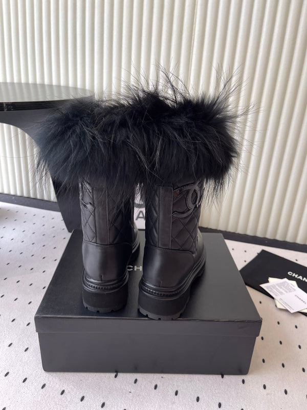 CC 25 Boot Black Cowhide Fur 514094