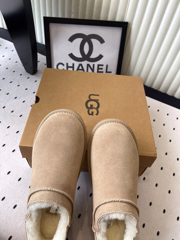 UGG Women Classic Micro Boots Beige Suede And Wool 514140