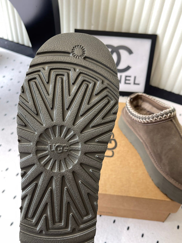 UGG TAZZ Slippers Chocolate Suede And Wool 514146