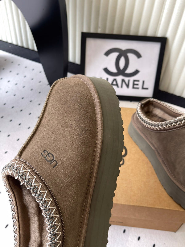 UGG TAZZ Slippers Chocolate Suede And Wool 514146