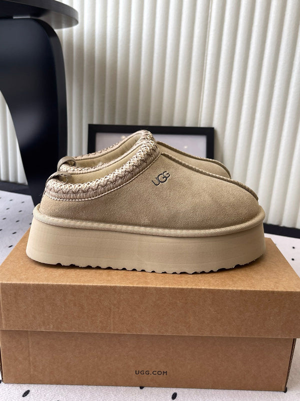 UGG TAZZ Slippers Soft Beige Suede And Wool 514148
