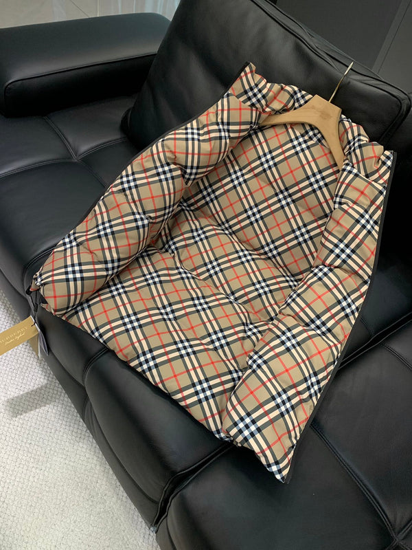 Burberry 25 Down Vest Black Mix Colors Polyester Cotton