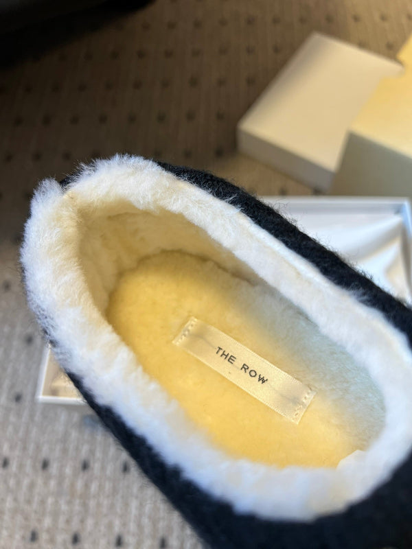 The Row 2025 Chaussons Rayés Fourrure Noir Blanc Laine 561636