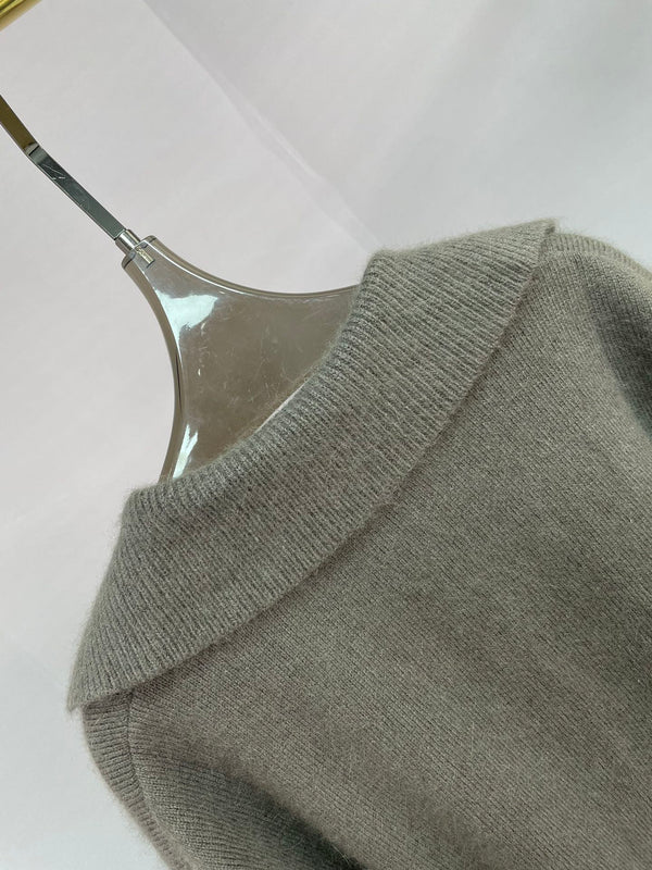 Pull en cachemire gris foncé Chanel 2025