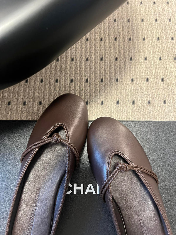 BV 26s Flats Mules Chocolate Calfskin