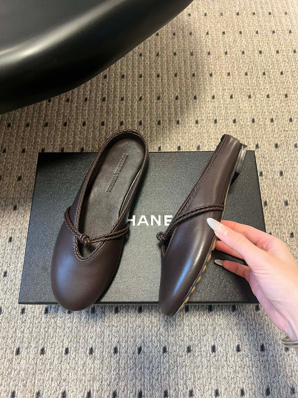 BV 26s Flats Mules Chocolate Calfskin