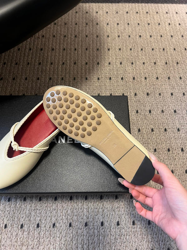 BV 26s Flats Mules Cream White Calfskin