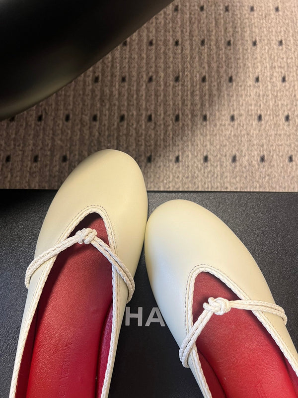 BV 26s Flats Mules Cream White Calfskin