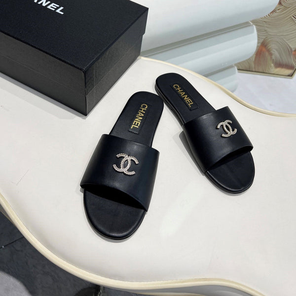 CC 26s Slide Black Sheepskin 684901