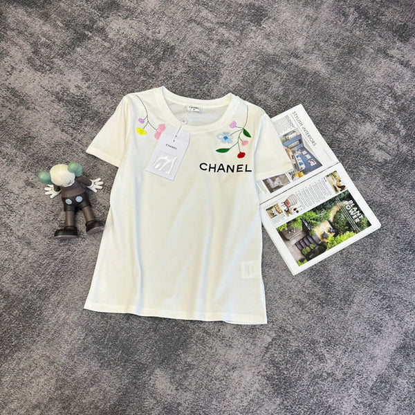 Chanel 2026 Short-Sleeve T-Shirt Black and White Cotton 359334