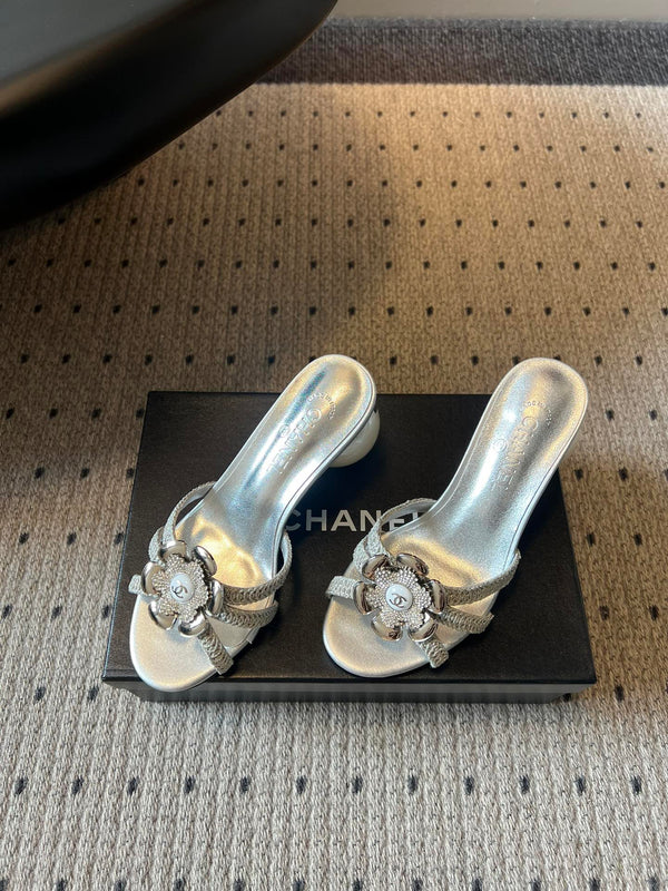 CC 2026s Pearl Camellia Sandals 7cm Sliver Cowhide 719457