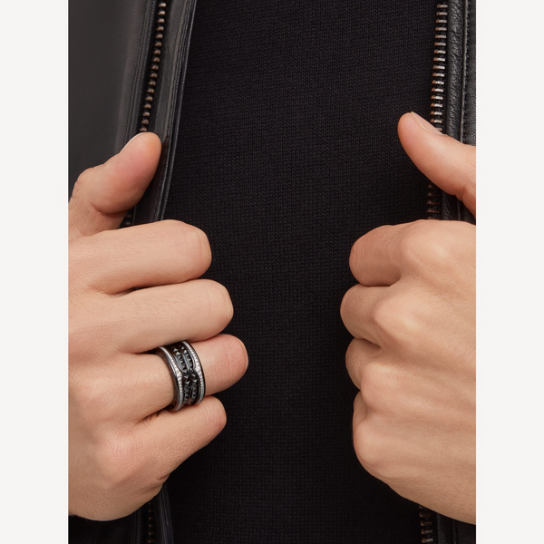 ANELLO ZERO 1 ROCK A QUATTRO FASCE IN CERAMICA NERA CON SPIRALE BORCHIATA E DIAMANTI PAVATI