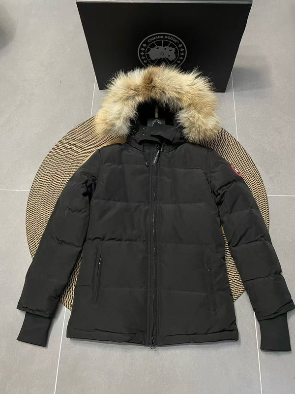 C. Goose Parka Chelsea en coton noir pour femme