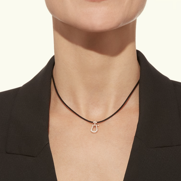 COLLANA CON PENDENTE FORCE 10 E DIAMANTI COMPLETI, MODELLO MEDIO