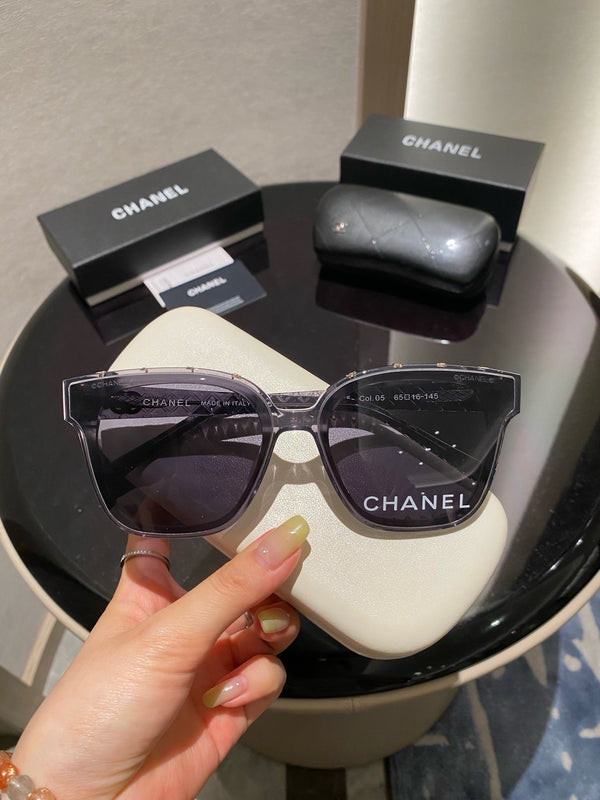 Occhiali da sole Chanel 45