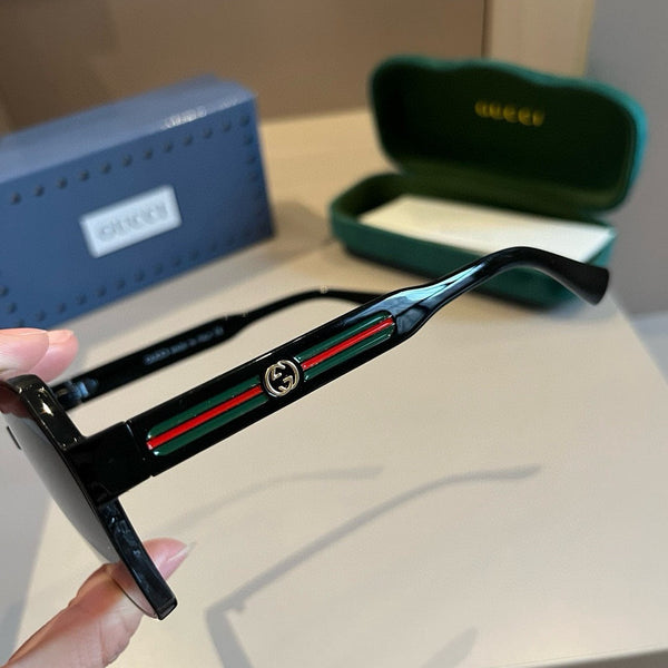 Occhiali da sole Gucci 01