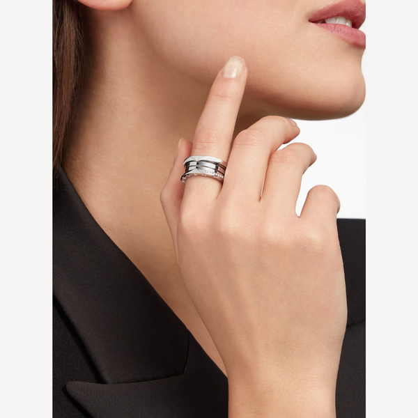 ANELLO ZERO 1 A TRE FASCE CON DIAMANTI DEMI-PAVED SUI BORDI