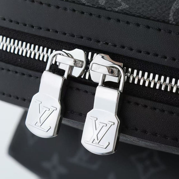 LV Discovery PM Backpack Black Monogram Canvas